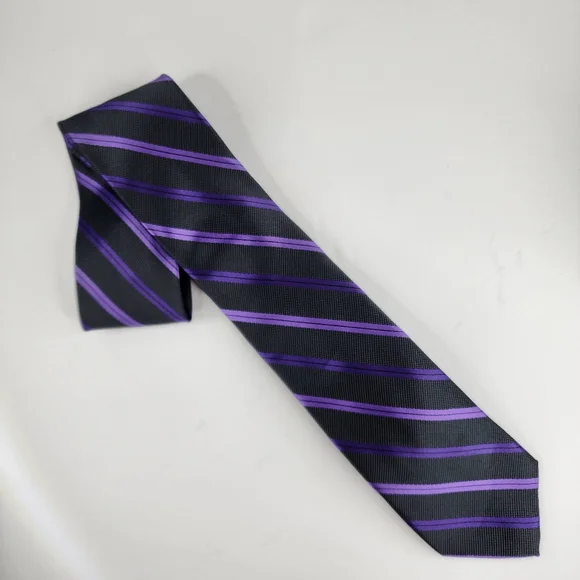 J.Ferrar Purple & Black Stripe Tie. - Picture 2 of 4